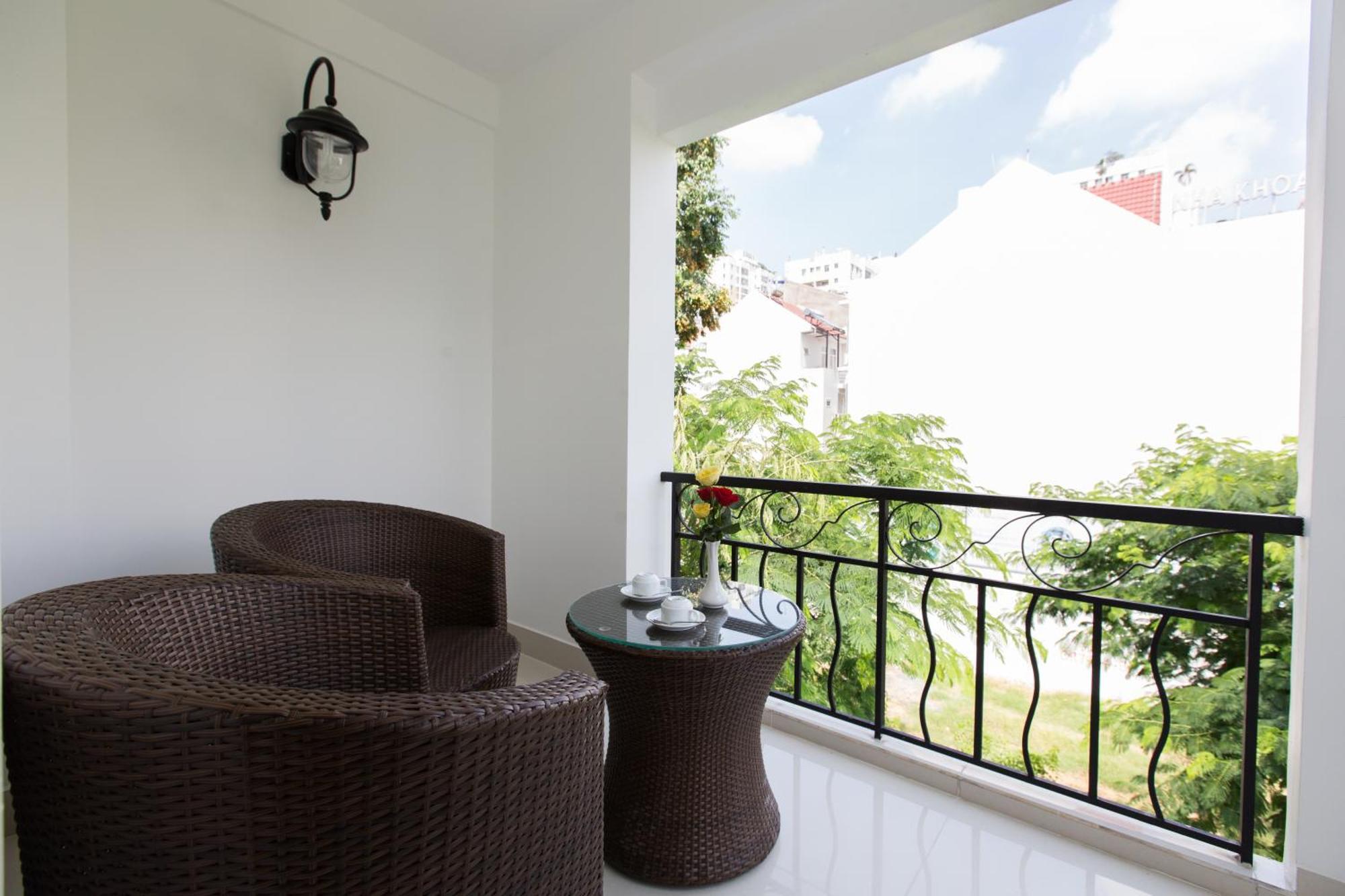 Hotel L'Odeon Phu My Hung Ho-Chi-Minh-Stadt Zimmer foto